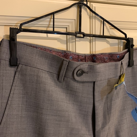 Men’s Gray Penguin suit - Picture 7 of 9